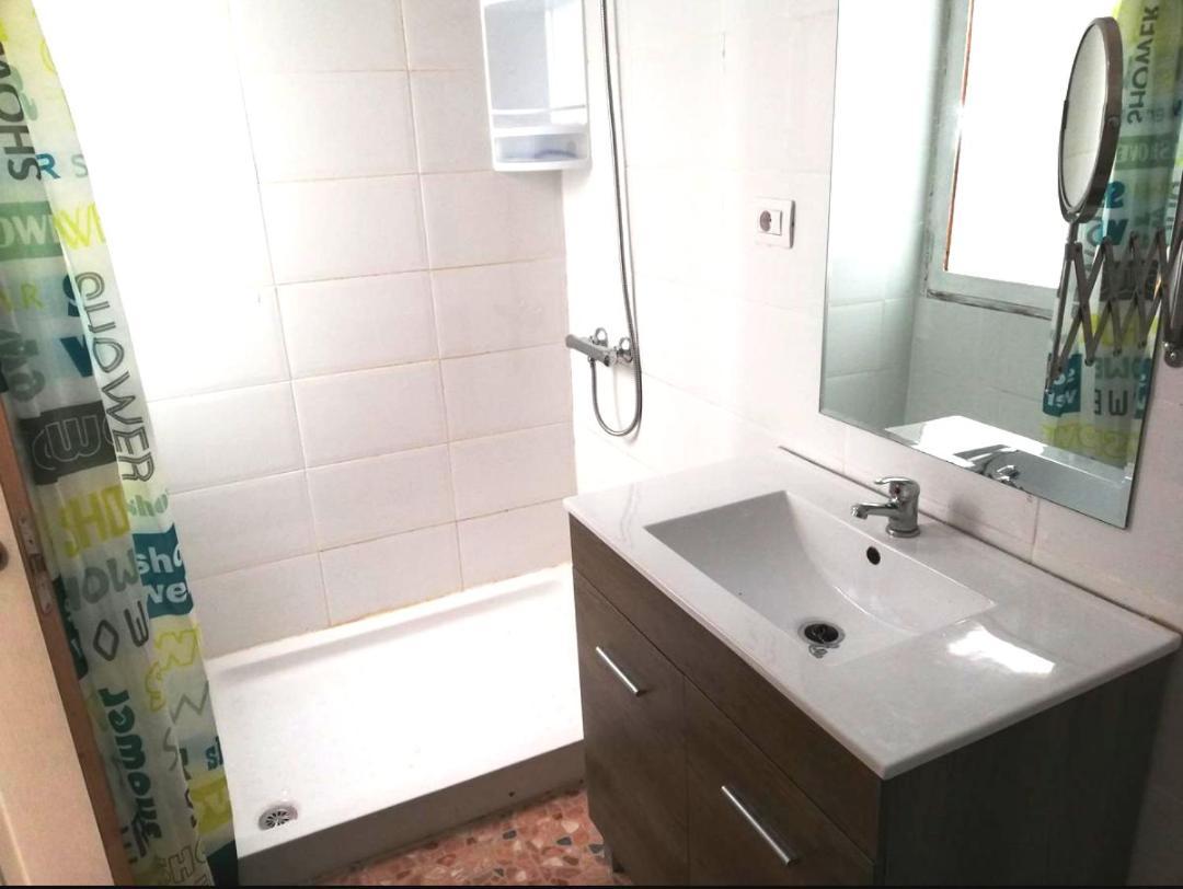 Apartment With Terrace مْبيسينداريو المظهر الخارجي الصورة